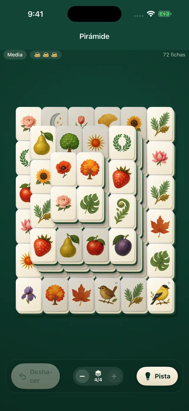 El diseño pirámide con el juego Garden