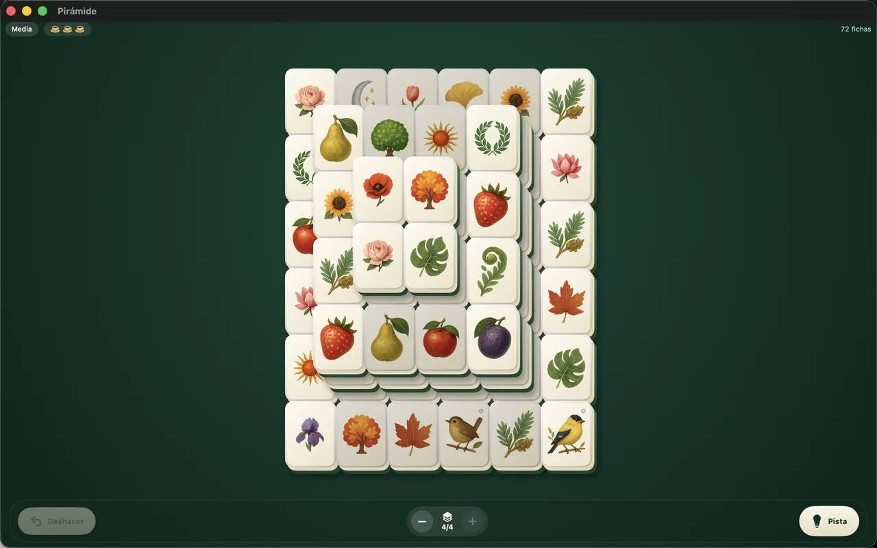 El diseño pirámide con el juego Garden